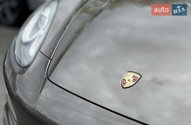 Внедорожник / Кроссовер Porsche Cayenne 2010 в 