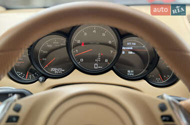 Внедорожник / Кроссовер Porsche Cayenne 2010 в 