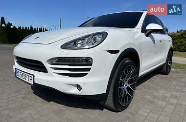 Внедорожник / Кроссовер Porsche Cayenne 2012 в 
