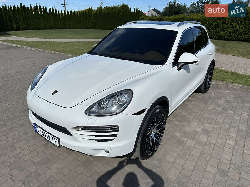 Внедорожник / Кроссовер Porsche Cayenne 2012 в Львове