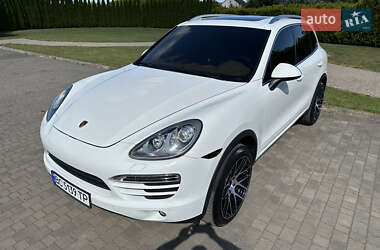 Внедорожник / Кроссовер Porsche Cayenne 2012 в 