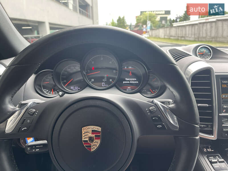 Внедорожник / Кроссовер Porsche Cayenne 2013 в Львове