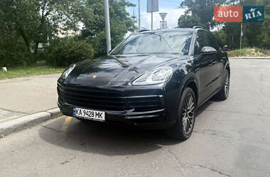Внедорожник / Кроссовер Porsche Cayenne 2020 в 