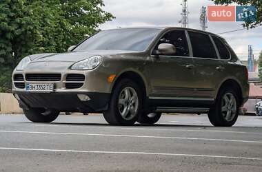 Внедорожник / Кроссовер Porsche Cayenne 2003 в 