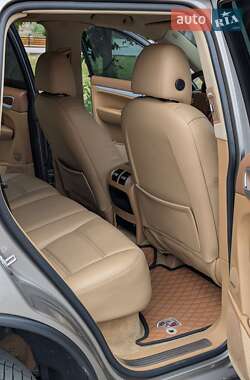 Внедорожник / Кроссовер Porsche Cayenne 2003 в 