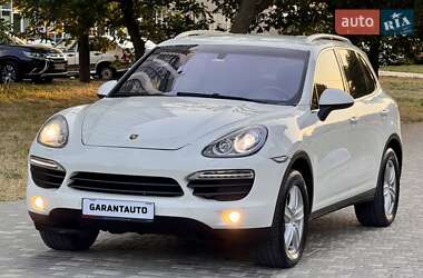Внедорожник / Кроссовер Porsche Cayenne 2011 в 