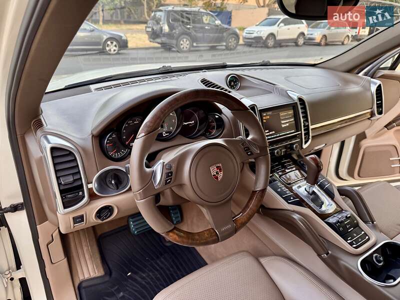 Позашляховик / Кросовер Porsche Cayenne 2011 в Одесі фото 44 Позашляховик / Кросовер Porsche Cayenne 2011 в Одесі