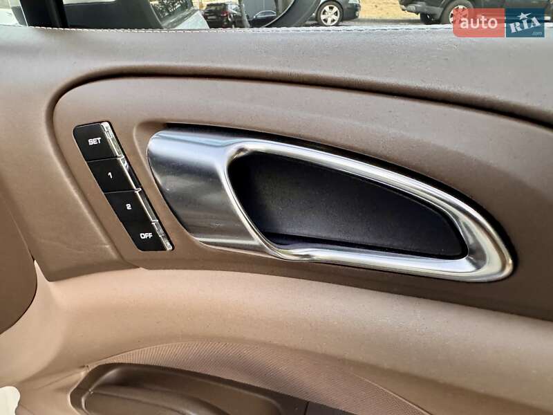 Позашляховик / Кросовер Porsche Cayenne 2011 в Одесі фото 47 Позашляховик / Кросовер Porsche Cayenne 2011 в Одесі