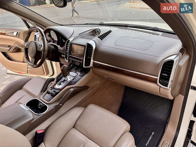 Позашляховик / Кросовер Porsche Cayenne 2011 в Одесі фото 52 Позашляховик / Кросовер Porsche Cayenne 2011 в Одесі