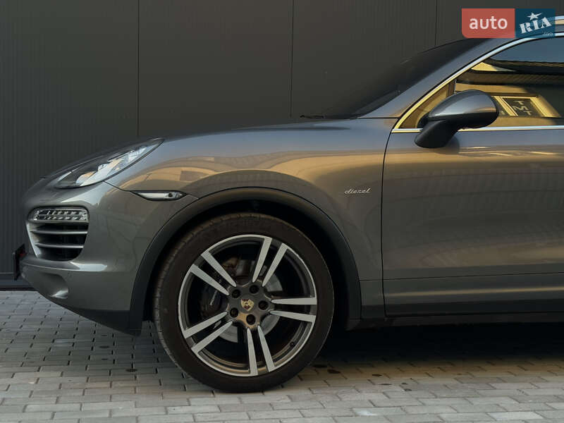 Внедорожник / Кроссовер Porsche Cayenne 2011 в Остроге фото 7 Внедорожник / Кроссовер Porsche Cayenne 2011 в Остроге