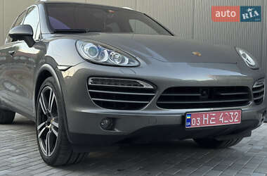 Внедорожник / Кроссовер Porsche Cayenne 2011 в 