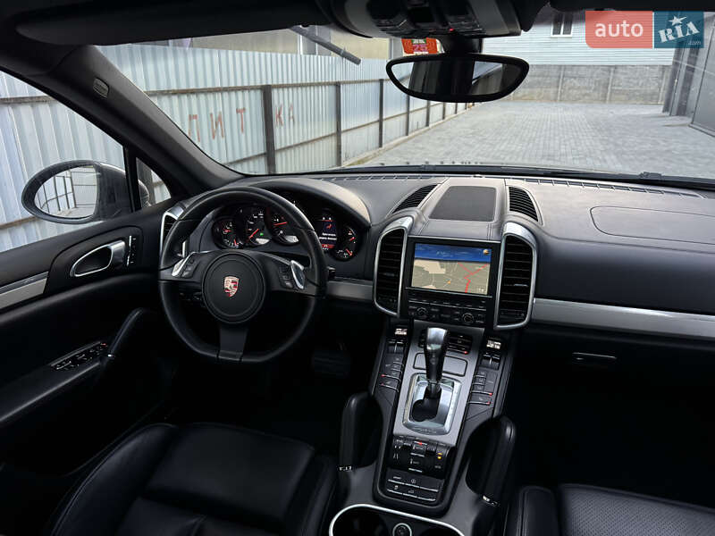 Внедорожник / Кроссовер Porsche Cayenne 2011 в Остроге фото 27 Внедорожник / Кроссовер Porsche Cayenne 2011 в Остроге