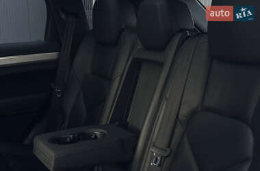 Внедорожник / Кроссовер Porsche Cayenne 2011 в 