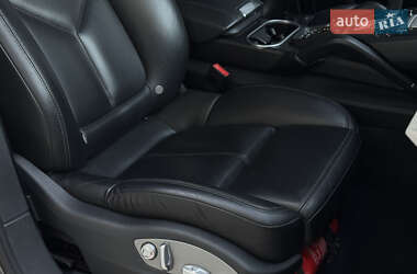 Внедорожник / Кроссовер Porsche Cayenne 2011 в 
