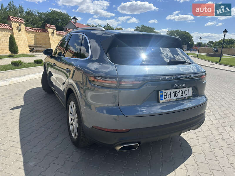 Внедорожник / Кроссовер Porsche Cayenne 2018 в Измаиле