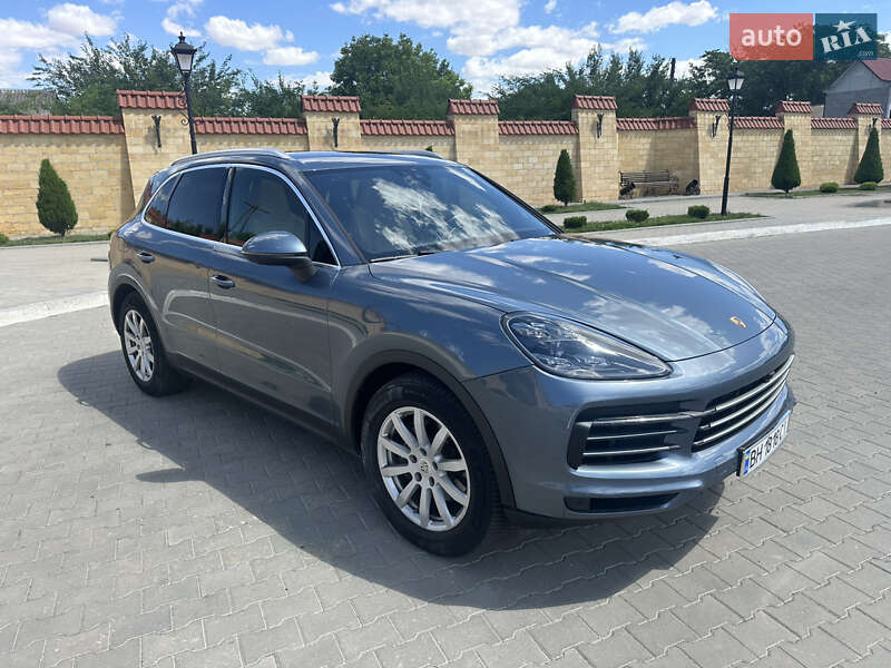 Внедорожник / Кроссовер Porsche Cayenne 2018 в Измаиле