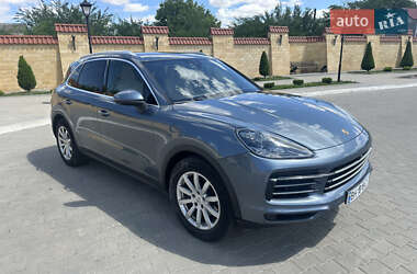 Позашляховик / Кросовер Porsche Cayenne 2018 в 