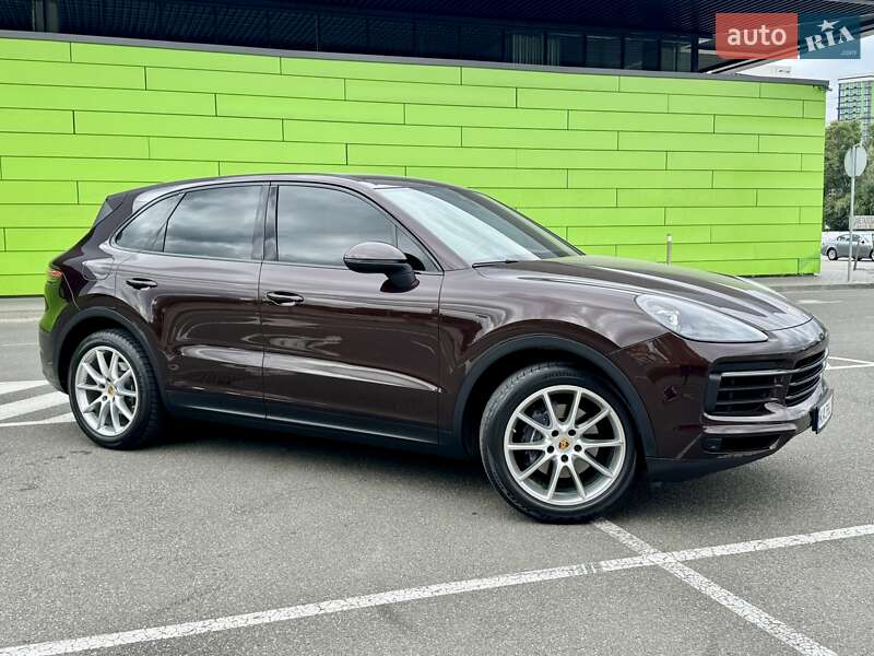 Внедорожник / Кроссовер Porsche Cayenne 2018 в Киеве