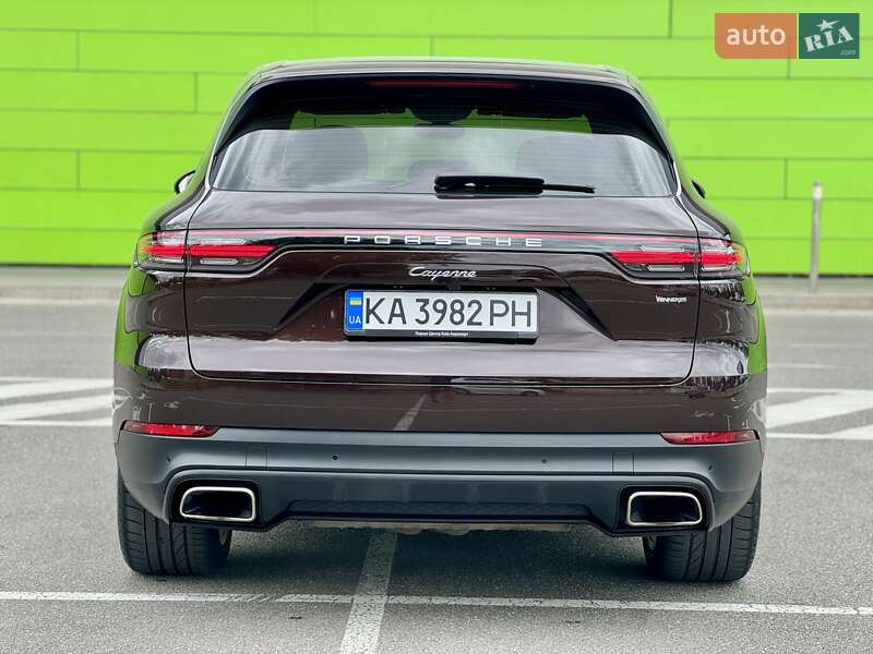 Внедорожник / Кроссовер Porsche Cayenne 2018 в Киеве