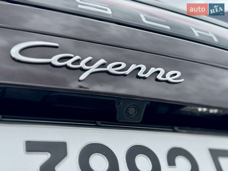Внедорожник / Кроссовер Porsche Cayenne 2018 в Киеве
