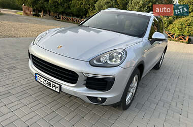 Внедорожник / Кроссовер Porsche Cayenne 2015 в Львове