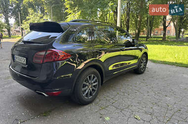 Внедорожник / Кроссовер Porsche Cayenne 2011 в 