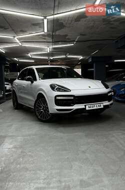 Позашляховик / Кросовер Porsche Cayenne 2018 в Одесі