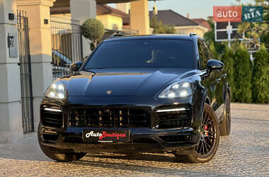 Позашляховик / Кросовер Porsche Cayenne 2022 в 