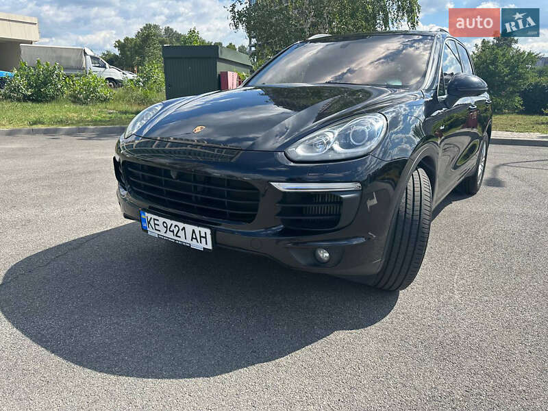 Внедорожник / Кроссовер Porsche Cayenne 2016 в Днепре фото Внедорожник / Кроссовер Porsche Cayenne 2016 в Днепре