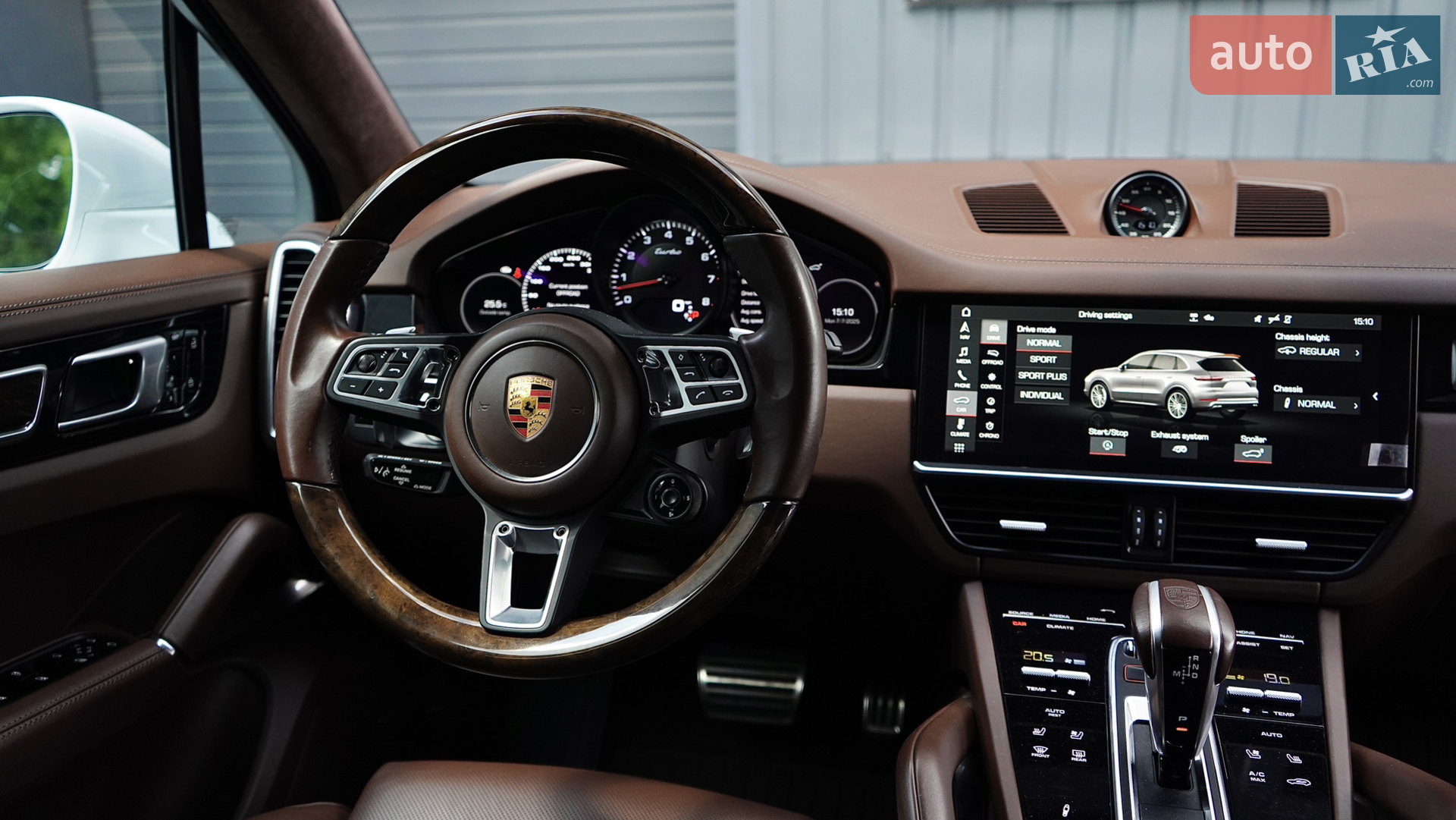 2020 Porsche Cayenne - мініатюра 32