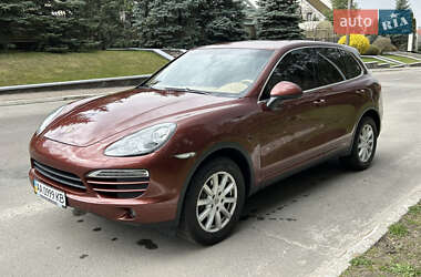 Внедорожник / Кроссовер Porsche Cayenne 2011 в Киеве