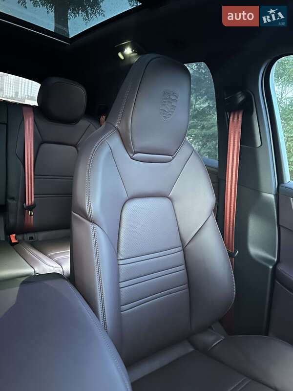 Позашляховик / Кросовер Porsche Cayenne 2023 в Києві фото 12 Позашляховик / Кросовер Porsche Cayenne 2023 в Києві