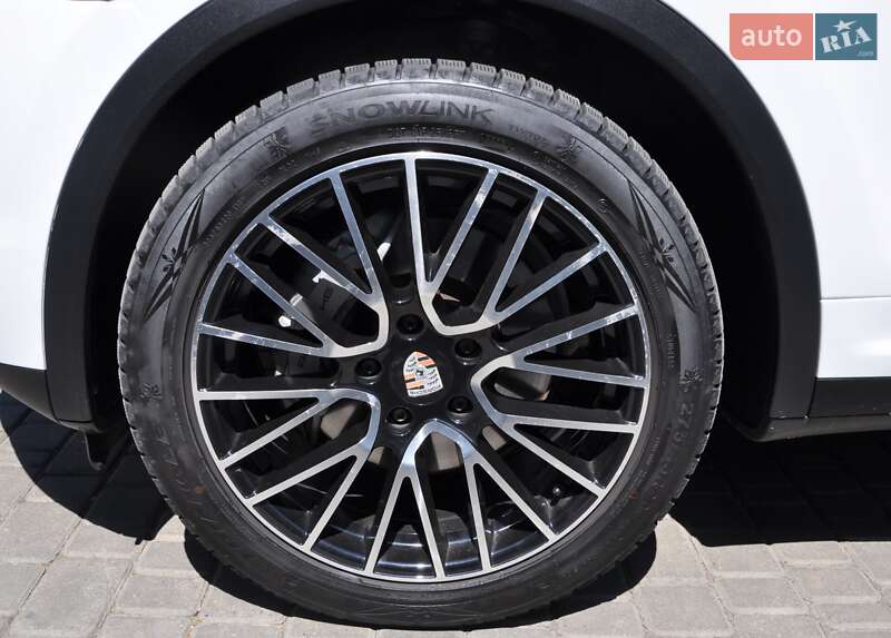 Внедорожник / Кроссовер Porsche Cayenne 2012 в Одессе фото 15 Внедорожник / Кроссовер Porsche Cayenne 2012 в Одессе