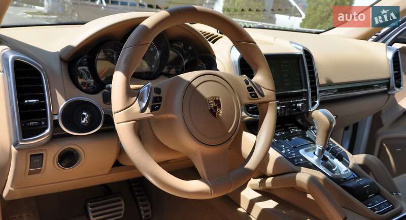 Внедорожник / Кроссовер Porsche Cayenne 2012 в Одессе фото 27 Внедорожник / Кроссовер Porsche Cayenne 2012 в Одессе
