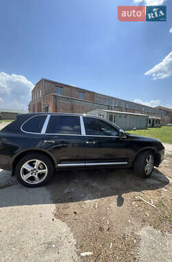 Позашляховик / Кросовер Porsche Cayenne 2005 в 
