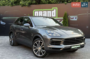 Внедорожник / Кроссовер Porsche Cayenne 2019 в Киеве
