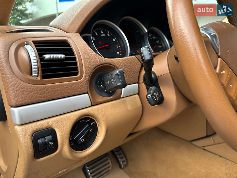 Позашляховик / Кросовер Porsche Cayenne 2008 в Києві
