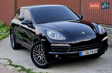 Позашляховик / Кросовер Porsche Cayenne 2011 в 