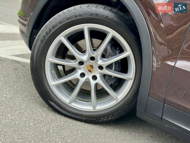 Позашляховик / Кросовер Porsche Cayenne 2018 в Києві