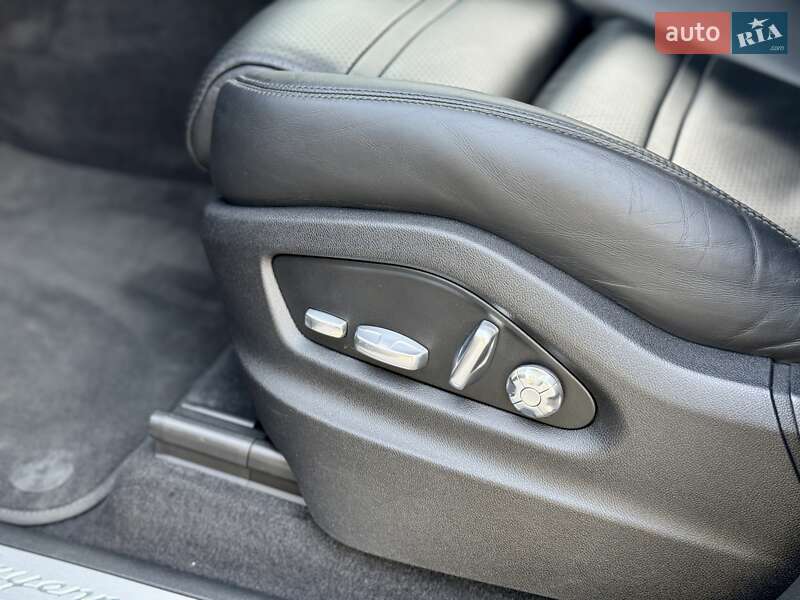 Позашляховик / Кросовер Porsche Cayenne 2018 в Києві