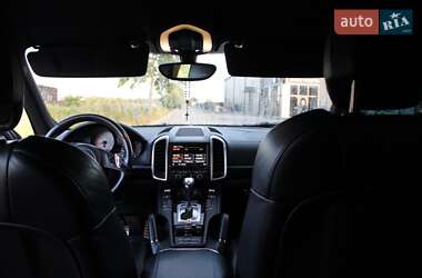 Позашляховик / Кросовер Porsche Cayenne 2011 в 
