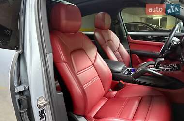 Внедорожник / Кроссовер Porsche Cayenne 2021 в 