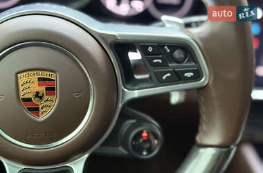 Позашляховик / Кросовер Porsche Cayenne 2022 в 