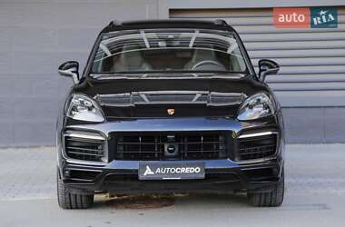 Позашляховик / Кросовер Porsche Cayenne 2019 в 