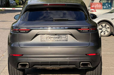 Позашляховик / Кросовер Porsche Cayenne 2019 в 