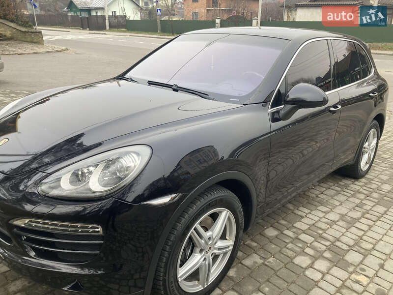 Внедорожник / Кроссовер Porsche Cayenne 2010 в Львове