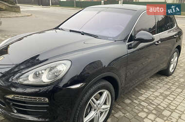 Позашляховик / Кросовер Porsche Cayenne 2010 в 