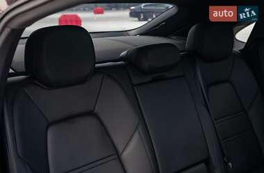 Внедорожник / Кроссовер Porsche Cayenne 2019 в 