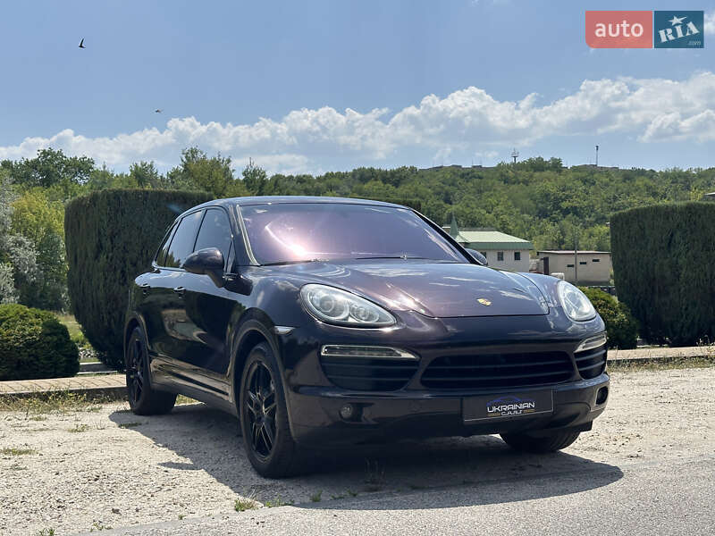 Внедорожник / Кроссовер Porsche Cayenne 2011 в Днепре