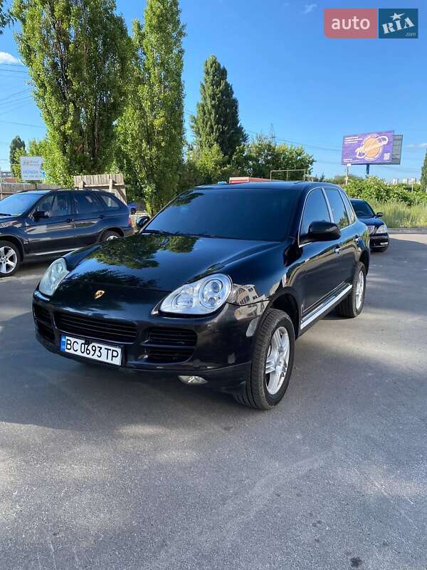 Porsche Cayenne 2004